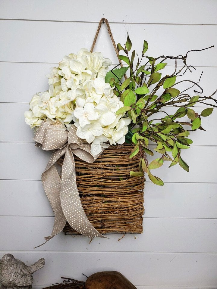 šMother's Day GiftšCream Hydrangea Door Hanger Basket Wreath