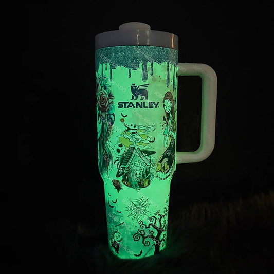 🎁 Spooky Cute 40oz Water Bottle – Jack and Sally Edition 💀🕯️